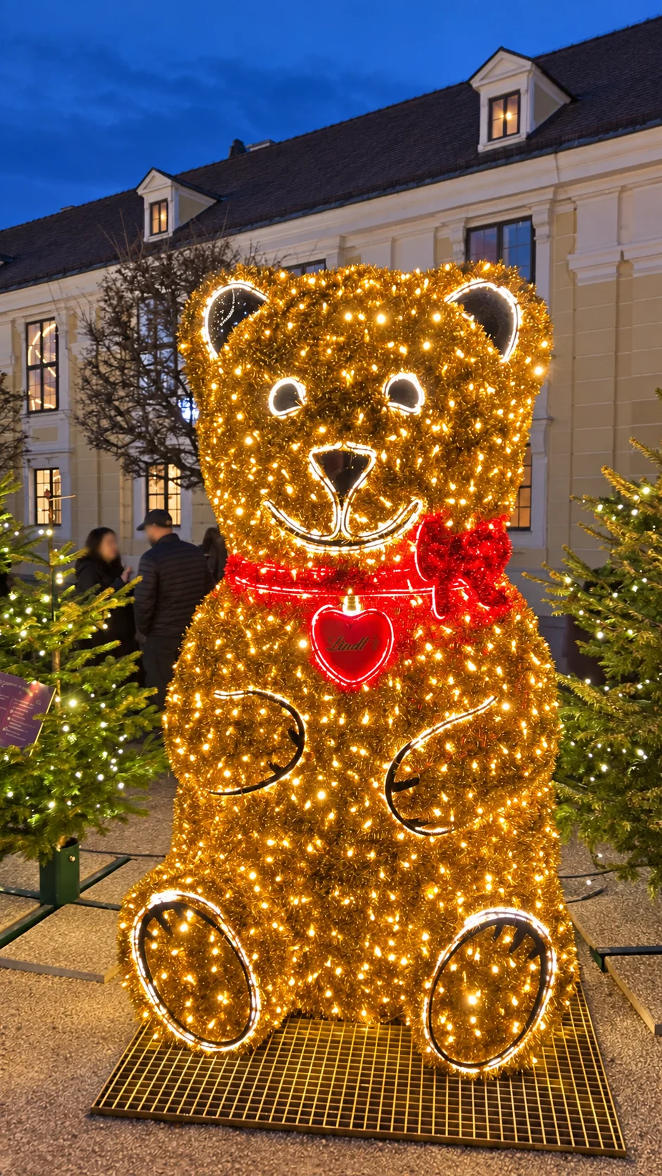 Lindt – Golden Christmas